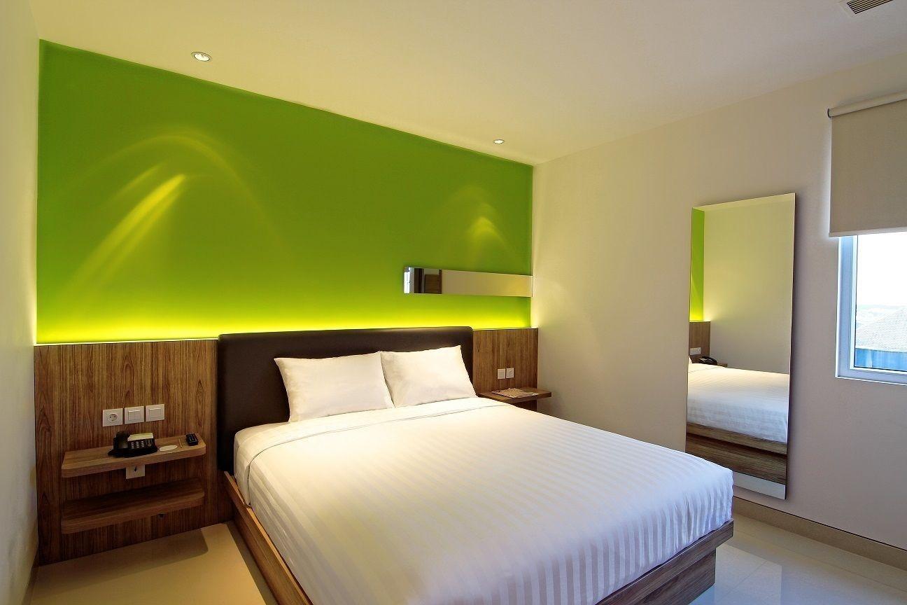 Zoom Smart Hotel Jemursari スラバヤ エクステリア 写真
