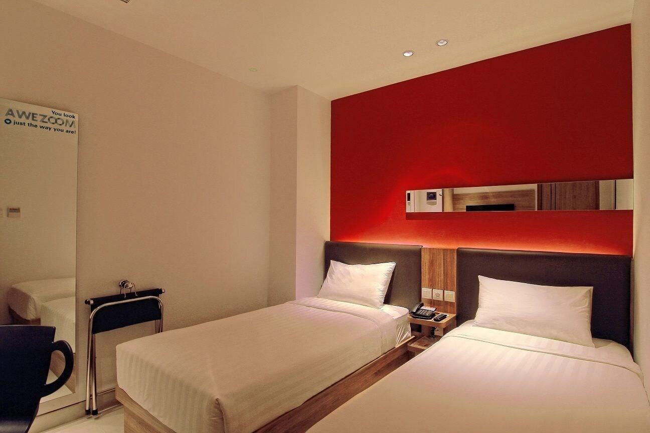 Zoom Smart Hotel Jemursari スラバヤ エクステリア 写真